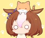  ._. 1girl :3 animal animal_ears animal_on_head blush_stickers brown_hair cat chibi ears_down gomashio_(goma_feet) hairband horse_ears meisho_doto_(umamusume) meto_(cat) multicolored_hair o_o on_head paw_print paw_print_background pink_hairband shirt simple_background two-tone_hair umamusume upper_body white_hair white_shirt yellow_background 