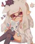  1girl :3 alolan_vulpix animal_ears black_cat black_thighhighs cat cat_ears cat_girl closed_mouth commentary crossed_legs grey_hair highres inkling inkling_girl inkling_player_character invisible_chair long_hair looking_at_viewer ochocho2828 pokemon pokemon_(creature) red_eyes simple_background sitting smile splatoon_(series) splatoon_3 sweater tentacle_hair thigh-highs white_background white_sweater 