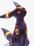  :&lt; animal_focus black_fur closed_mouth commentary_request highres looking_at_viewer no_humans pokemon pokemon_(creature) red_eyes sitting solo umbreon white_background yahiro4516 