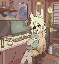  1girl animal_ear_fluff animal_ears black_eyes blush bright_pupils chair chest_of_drawers coffee_mug computer computer_keyboard cup cursor debian desktop dot_nose feet_out_of_frame fox_ears fur-trimmed_shorts fur_trim highres hourglass hugging_doll hugging_object indoors lamp linux long_hair looking_at_viewer microphone monitor mousepad_(object) mug office_chair orange_shirt original painting_(object) phonograph picture_frame plant potted_plant rug shirt shorts sidelocks smile stuffed_animal stuffed_toy swivel_chair table teabag white_pupils window_shutter wire yagi_(mike_no_hito) yellow_shorts 