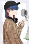  1girl alternate_costume baseball_cap black_hat blue_eyes blue_hair border brown_shirt closed_mouth colored_inner_hair from_side grey_border hair_behind_ear hand_up hat headphones headphones_around_neck highres isshiki_(ffmania7) jewelry kamitsubaki_studio long_sleeves looking_at_viewer looking_to_the_side medium_hair microphone multicolored_eyes multicolored_hair outside_border plaid plaid_shirt red_eyes red_nails redhead rim_(kamitsubaki_studio) ring shirt simple_background smile solo studio_microphone upper_body v virtual_youtuber white_background yellow_pupils 