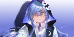  1boy arknights blue_background blue_eyes blue_hair closed_mouth coat csw- eyelashes gradient_background hair_between_eyes hair_ornament hairclip highres hood hood_up long_hair looking_at_viewer male_focus mizuki_(arknights) portr red_eyes shadow simple_background smile solo white_coat 