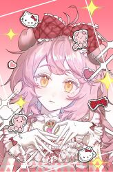  1girl absurdres animal_ears arknights bow character_name chinese_commentary closed_mouth commentary_request expressionless frilled_bow frills gloves goldenglow_(arknights) goldenglow_(party_in_the_garden)_(arknights) hair_bow hair_ornament heart heart_hair_ornament hello_kitty hello_kitty_(character) highres long_hair looking_at_viewer official_alternate_costume partial_commentary pink_gemstone pink_hair plaid_bow red_bow sanrio solo sparkle upper_body white_gloves xiao_e_caomei_dangao yellow_eyes 
