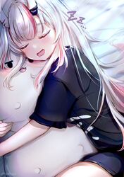 1girl :3 black_t-shirt blush character_doll closed_eyes heart highres hololive horns hugging_doll hugging_object long_hair multicolored_hair nakiri_ayame poyoyo_(nakiri_ayame) redhead seta_(seta105) shirt short_sleeves shorts sleeping smile solo streaked_hair t-shirt very_long_hair virtual_youtuber white_hair zzz