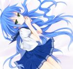  blue_hair green_eyes izumi_konata kurasawa_moko long_hair lucky_star school_uniform serafuku skirt yukinezumi 