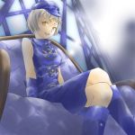  crossed_legs elizabeth elizabeth_(persona) grey_hair hat no_legwear persona persona_3 sitting solo takamoriwako velvet_room yellow_eyes 