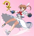   blue_eyes bow brown_hair fingerless_gloves gloves hair_bow mahou_shoujo_lyrical_nanoha open_mouth raising_heart short_twintails simple_background solo staff takamachi_nanoha tonbo twintails  