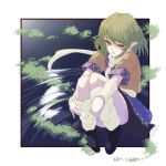  blonde_hair green_eyes highres leg_warmers mizuhashi_parsee pointy_ears scarf short_hair solo touhou tsuttsu water yukino_tsubu 