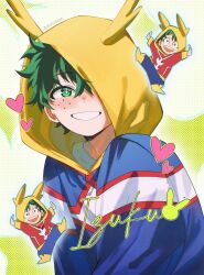  1boy blush boku_no_hero_academia character_name chibi chibi_inset commentary english_commentary freckles green_eyes green_hair grin heart highres hood hood_up hoodie jeooongie looking_at_viewer male_focus midoriya_izuku smile twitter_username yellow_hood 