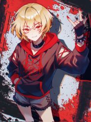  1boy \n/ black_choker black_jacket blonde_hair buhuaixiaoguai choker collar commentary highres jacket limbus_company looking_at_viewer male_focus project_moon short_hair shorts sinclair_(project_moon) solo spiked_collar spikes wrist_cuffs yellow_eyes 