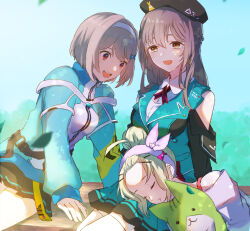  3girls absurdres ahoge bench beret blonde_hair bow_hairband breasts brown_hair hair_bun hair_ornament hairband half_up_braid hat heaven_burns_red highres lap_pillow long_hair multiple_girls ooshima_ichiko ooshima_muua ooshima_yotsuha outdoors red_eyes shiinauniko short_hair siblings sisters yellow_eyes 