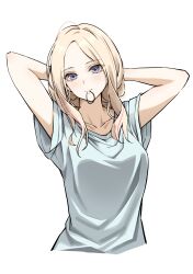  1girl absurdres arms_up blonde_hair blue_shirt blush breasts closed_mouth commentary_request cropped_torso daiko_(dai1974910) gakuen_idolmaster hair_tie highres idolmaster juo_sena long_hair looking_at_viewer medium_breasts mouth_hold multicolored_hair pink_hair shirt short_sleeves simple_background smile solo streaked_hair two-tone_hair tying_hair upper_body violet_eyes white_background 