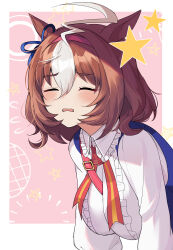 1girl absurdres ahoge akitsuki_(oenothera) animal_ears between_breasts breasts brown_hair closed_eyes commentary_request ear_ribbon flying_sweatdrops hair_between_eyes hairband highres horse_ears horse_girl long_sleeves medium_hair meisho_doto_(turbulent_blue)_(umamusume) meisho_doto_(umamusume) multicolored_hair pink_background pink_hairband simple_background solo star_(symbol) strap_between_breasts two-tone_hair umamusume white_hair 
