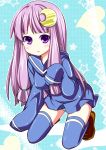  absurdres cosplay crescent highres imaichi_moenai_ko imaichi_moenai_ko_(cosplay) kobe_shinbun long_hair patchouli_knowledge purple_eyes purple_hair rioshi sleeves_past_wrists solo thighhighs touhou violet_eyes 