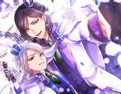  1046sstep_btoh 2boys black_gloves black_hair bleach bleach:_the_diamonddust_rebellion coat commentary_request crown crystal_earrings dutch_angle earrings fingerless_gloves foreshortening gloves green_eyes green_necktie half_gloves height_difference hitsugaya_toushirou holding holding_microphone idol jewelry kusaka_soujirou male_focus medium_hair microphone mini_crown multiple_boys necktie open_mouth signature tilted_headwear violet_eyes white_coat white_hair 