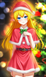 1girl absurdres belt black_belt blonde_hair bloom blue_eyes blurry blurry_background blush bow bowtie capelet christmas christmas_tree commission commissioner_upload costume cowboy_shot dress elf flat_chest fur-trimmed_capelet fur-trimmed_dress fur-trimmed_headwear fur_trim green_bow green_bowtie hat highres long_hair looking_at_viewer lori_hagami lotte_farona official_art parted_lips pointy_ears red_capelet red_dress santa_costume santa_dress santa_hat smile solo ways_of_darkness_(series) 