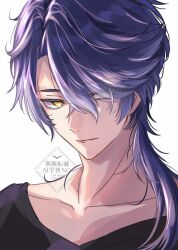  1boy black_shirt crossed_bangs flins_(genshin_impact) genshin_impact highres light_smile looking_at_viewer necoco112061 one_eye_covered ponytail shirt solo white_background yellow_eyes 