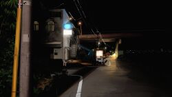  absurdres banken bridge building cable city_lights commentary_request highres lamppost night no_humans original plant road scenery shadow sky stairs street vending_machine 