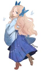  1girl asakaze_(kancolle) back blue_bow blue_eyes blue_hakama blush boots bow brown_hair commentary_request full_body hair_ribbon hakama hakama_skirt japanese_clothes kantai_collection kimono lace-up_boots long_hair meiji_schoolgirl_uniform pleated_skirt ribbon school_uniform skirt solo terrajin twintails wavy_hair white_background white_kimono 