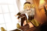  blonde_hair deras drill_hair fingerless_gloves gloves mahou_shoujo_madoka_magica solo thigh-highs thighhighs tomoe_mami twintails yellow_eyes 