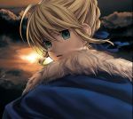  bad_id blonde_hair coat fate/stay_night fate_(series) fur_trim green_eyes hair_ribbon momo_(gomenne) open_mouth ribbon saber solo sunset 