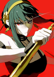  1girl 333takoyaki absurdres black_dress black_hair breasts closed_mouth commentary_request dagger dress earrings eye_trail gold_hairband hairband highres holding holding_weapon jewelry knife large_breasts light_trail looking_at_viewer red_background red_eyes simple_background solo spy_x_family stiletto_(weapon) upper_body weapon yor_briar 