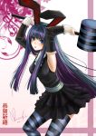  animal_ears arms_up blue_eyes blush bunny_ears detached_sleeves hammer highres long_hair maisaki mallet multicolored_hair panty_&amp;_stocking_with_garterbelt solo stocking_(character) stocking_(psg) striped striped_legwear striped_thighhighs thigh-highs thighhighs two-tone_hair 