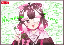  1girl :3 absurdres black_eyes black_hair black_sweater drawing_on_fourth_wall eyepatch hair_ribbon highres jang_schna livestream marker medical_eyepatch multicolored_hair natsoo_(natsoomeee) one_eye_covered open_mouth pink_hair project_moon ribbon solo sweater white_hair yami_kawaii 