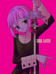  1other absurdres androgynous arm_up asymmetrical_hair blunt_bangs commentary_request copyright_name crona_(soul_eater) empty_eyes grey_eyes highres holding holding_sword holding_weapon jitome long_sleeves menma_(enaic31) pink_background pink_hair ragnarok_(soul_eater) short_hair sleeve_cuffs soul_eater sword weapon 