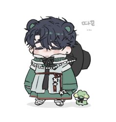  1boy animal_ears bear_boy bear_ears black_bow black_hair blush bow chibi chibi_only closed_eyes coat commentary_request earrings frog full_body fur_trim green_coat highres jewelry kemonomimi_mode korean_commentary korean_text male_focus mechanical_hands necklace pearl_hair_ornament pearl_necklace red_ribbon ribbon robjorim robo_frostor simple_background skoshism stud_earrings tassel virtual_youtuber white_background 