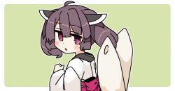  1girl ahoge blush border brown_hair dot_nose from_side green_background hair_between_eyes hand_up headgear ini_(inunabe00) japanese_clothes kimono kiritanpo_(food) long_sleeves looking_at_viewer obi open_mouth outline outside_border red_eyes red_sash sash short_hair simple_background solo touhoku_kiritan twintails upper_body voiceroid white_border white_kimono white_outline wide_sleeves 