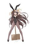  alternate_hairstyle animal_ears brown_eyes brown_hair bunny_ears bunnysuit highres long_hair onaya_masakazu pantyhose placard suzumiya_haruhi suzumiya_haruhi_no_shoushitsu suzumiya_haruhi_no_yuuutsu very_long_hair vulcan_salute 