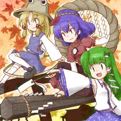  detached_sleeves frog gimicalmas hat japanese_clothes kochiya_sanae lowres miko moriya_suwako snake touhou yasaka_kanako 