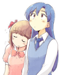  2girls amami_haruka blue_hair blue_necktie blue_sweater_vest bow bowtie brown_hair closed_eyes collared_shirt hair_bow head_on_another's_shoulder idolmaster idolmaster_(classic) kisaragi_chihaya long_hair long_sleeves multiple_girls multiple_hair_bows necktie pink_shirt red_bow red_bowtie shirt short_hair simple_background sleeping sweater_vest tsubobot upper_body white_background white_shirt 