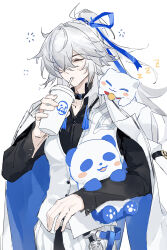  1boy absurdres animal_on_shoulder black_choker black_pants black_shirt blue_ribbon cat cat_on_shoulder choker closed_eyes coat hair_over_one_eye hair_ribbon high_ponytail highres holding holding_stuffed_toy honkai:_star_rail honkai_(series) jacket jacket_on_shoulders jing_yuan jing_yuan_(chapanda) long_hair long_sleeves male_focus mole mole_under_eye official_alternate_costume pants ponytail ribbon shirt solo stuffed_toy tassel vest white_hair white_jacket white_vest yinbai 