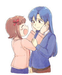  2girls amami_haruka blue_hair blue_sweater bow brown_hair closed_mouth cropped_legs face-to-face facing_another hair_bow idolmaster idolmaster_(classic) jacket kisaragi_chihaya long_hair long_sleeves looking_at_another multiple_girls open_mouth pink_jacket red_bow short_hair simple_background smile standing sweater tsubobot white_background 