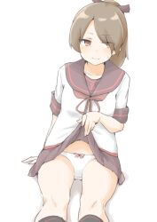  1girl akara_kai anchor_symbol black_sailor_collar black_skirt blush bow bow_panties breasts brown_eyes brown_hair brown_neckerchief brown_sailor_collar clothes_lift commentary_request crotch_seam hair_ribbon highres kantai_collection lifting_own_clothes looking_at_viewer neckerchief panties pleated_skirt ponytail ribbon sailor_collar school_uniform serafuku shikinami_(kancolle) shikinami_kai_ni_(kancolle) short_hair short_sleeves side_ponytail simple_background sitting skirt skirt_lift small_breasts smile solo sweatdrop underwear white_background white_panties 