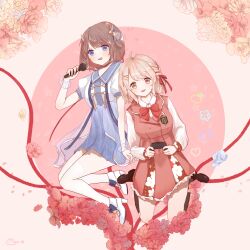  2girls ahoge antlers blue_dress blue_eyes blue_sailor_collar bow bowtie brown_hair choker commentary_request dress flower hair_ornament hair_ribbon hairclip hanayori_jyoshiryou highres holding holding_microphone horns hydrangea indie_utaite kano_(hanayori_jyoshiryou) kano_(utaite) long_sleeves microphone multiple_girls nichaokeai orange_eyes pink_background pink_hair puffy_short_sleeves puffy_sleeves red_bow red_bowtie red_choker red_ribbon red_vest ribbon sailor_collar shirt short_hair short_sleeves side-by-side simple_background standing star_(symbol) star_hair_ornament vest virtual_youtuber white_background white_dress white_shirt 