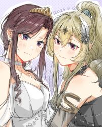  2girls black_dress blonde_hair brown_hair butch/femme_couple couple crown dotted_background dress earrings feather_hair_ornament feathers gem gold_crown hair_ornament heads_together high_ponytail highres jewelry light_smile long_hair mini_crown multiple_girls ponytail purple_background red_eyes saijo_claudine shoujo_kageki_revue_starlight straight_hair tendo_maya violet_eyes wavy_hair white_dress yuri 