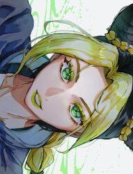  1girl 7dskywdozd48985 commentary_request cone_hair_bun double_bun green_lips hair_bun highres jojo_no_kimyou_na_bouken kujo_jolyne multicolored_hair smile solo stone_ocean two-tone_hair upper_body 