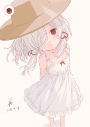  1girl albino alternate_costume alternate_eye_color alternate_hair_color brown_hat commentary_request dated dress grey_hair hair_over_one_eye hair_ribbon hat highres iris-san long_hair looking_at_viewer moriya_suwako parted_lips red_eyes red_ribbon ribbon signature sleeveless sleeveless_dress solo touhou tress_ribbon white_dress 