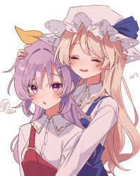  2girls absurdres blonde_hair blush closed_eyes collared_shirt commentary_request hair_ribbon happy hat hat_ribbon headpat height_difference highres hug hug_from_behind long_hair long_sleeves making-of_available multiple_girls musical_note open_mouth pink_eyes purple_hair ribbon shirt simple_background single_strap squiggle touhou watatsuki_no_toyohime watatsuki_no_yorihime white_background white_hat white_shirt ww333v yellow_ribbon 