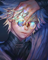 1boy blue_eyes closed_mouth commentary english_commentary glasses hand_on_own_face highres qifrey_(tongari_boushi_no_atelier) round_eyewear short_hair tongari_boushi_no_atelier upper_body white_hair yuumei 