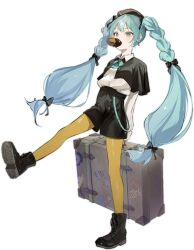  1girl alternate_costume alternate_hairstyle aqua_eyes aqua_hair black_boots boots buttons collared_shirt commentary full_body hatsune_miku highres holding holding_suitcase long_hair long_sleeves mouth_hold pantyhose puffy_long_sleeves puffy_sleeves shirt simple_background solo suitcase t0klma twintails untranslatable_commentary very_long_hair vocaloid white_background white_shirt yellow_pantyhose 