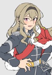  1girl belt belt_buckle black_hairband black_jacket black_skirt blonde_hair blush buckle commentary epaulettes fur-trimmed_jacket fur_trim grey_background hair_between_eyes hairband hands_on_own_hips high_collar highres jacket jacket_on_shoulders long_hair long_sleeves looking_at_viewer lower_teeth_only parted_lips pink_eyes red_jacket red_sash saijo_claudine sash shoujo_kageki_revue_starlight shoulder_sash sidelocks simple_background skirt solo teeth untranslatable_commentary upper_body v-shaped_eyebrows wavy_hair yellow_belt zhixie 