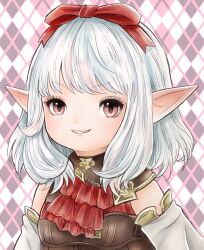  1girl absurdres argyle_background bow commentary detached_sleeves felicie_ff14 final_fantasy final_fantasy_xiv grin hair_bow highres lalafell looking_at_viewer medium_hair pagaga_vochstein pink_eyes pointy_ears portrait red_bow sidelocks smile solo untranslatable_commentary white_hair white_sleeves 