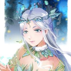  1girl bare_shoulders beads border choker circlet dress expressionless fake_wings fireflies forest forest_ripple_(infinity_nikki) fur_choker gradient_background green_choker green_dress grey_hair hair_beads hair_ornament head_wings highres infinity_nikki leaf lishao_lishao long_hair long_sidelocks magic nature night nikki_(series) outdoors outside_border own_hands_together pillarboxed short_sleeves sidelocks sleeveless sleeveless_dress solo upper_body very_long_hair white_border wings 