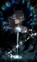  1girl absurdres ashley_(ababa12273) bare_shoulders bird black_background blue_horns blue_scales chinese_commentary closed_mouth collarbone commentary_request cropped_torso dragon_girl dragon_horns dress facepaint floating_hair flock greco-roman_clothes hair_over_one_eye highres horns infinity_nikki light_smile lipstick long_hair looking_at_viewer makeup medael_(infinity_nikki) nikki_(series) nostrils parksolian_(infinity_nikki) pillar pointy_ears red_lips ripples simple_bird sleeveless sleeveless_dress solo story_in_commentary water wavy_hair white_bird white_dress white_hair wind yellow_eyes 