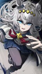  1girl absurdres ahoge animal_ears black_pantyhose blue_eyes blue_sailor_collar blue_skirt boots brooch commentary_request ear_ornament eye_trail grey_hair grey_tail hair_between_eyes hairband highres horse_ears horse_girl horse_tail jacket jewelry junsanholo light_trail long_hair long_sleeves multicolored_hair navel neckerchief oguri_cap_(starlight_beat)_(umamusume) oguri_cap_(umamusume) open_mouth pantyhose pleated_skirt red_neckerchief running sailor_collar shirt skirt star_brooch tail teeth umamusume white_boots white_jacket white_shirt 