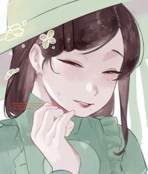  1girl blush brown_eyes clover frilled_shirt frills green_hat green_shirt hair_ornament hairclip hat highres long_hair mole mole_under_eye mole_under_mouth original osakehoihoiniko parted_bangs shirt simple_background sun_hat sweatdrop white_background 